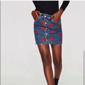 Zara Denim Mini Skirt Embroidered Roses